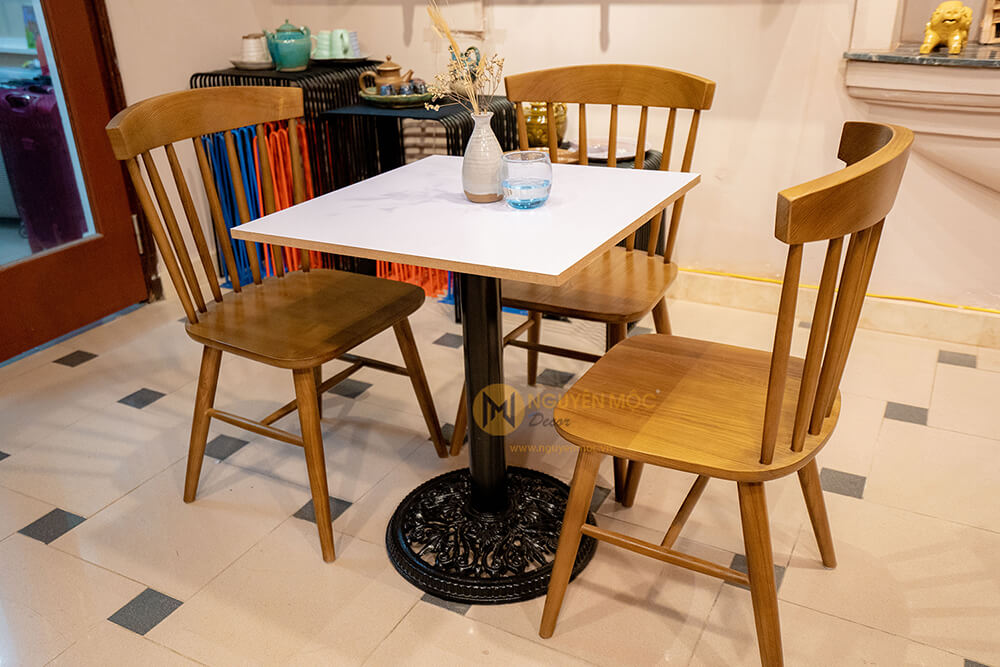 Chân gang đúc hoa lá nghệ thuật Chân gang đúc hoa lá nghệ thuật