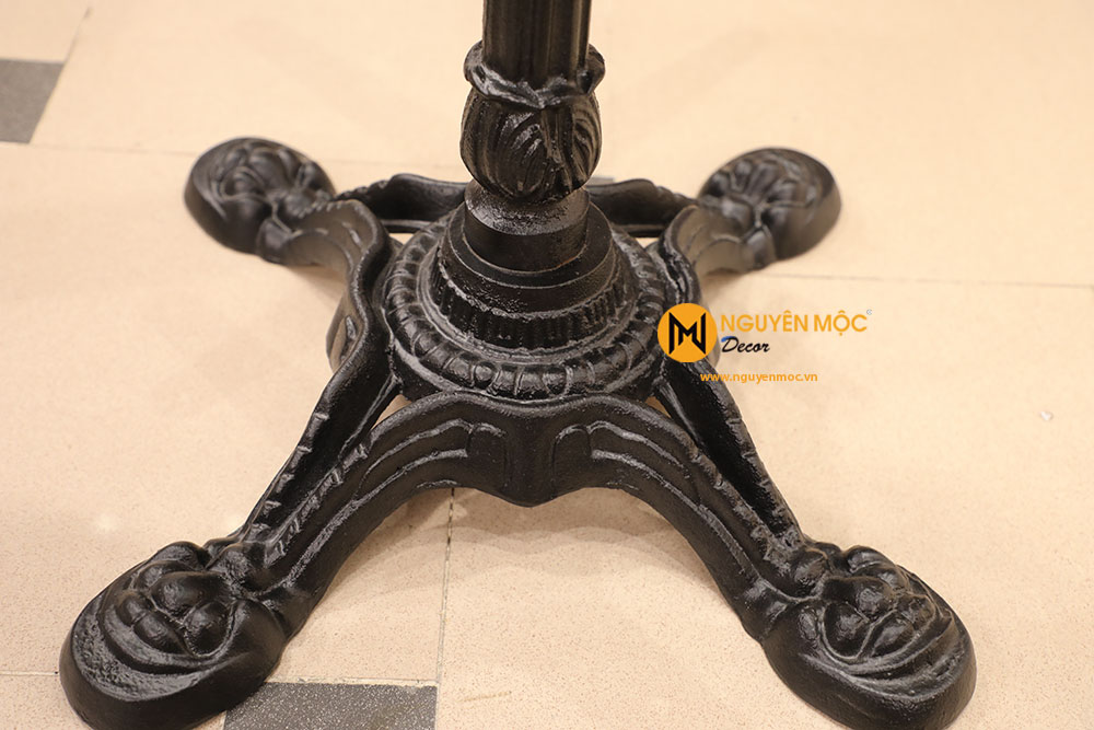 Chân gang đúc Chân gang đúc