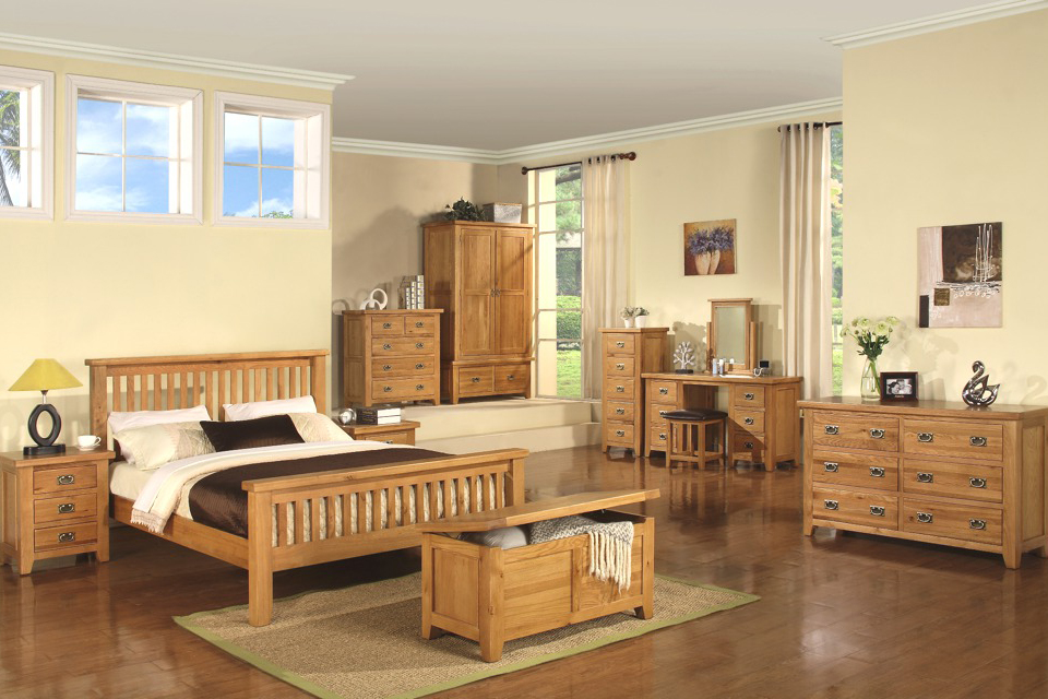 giường gỗ trang trí nội thất